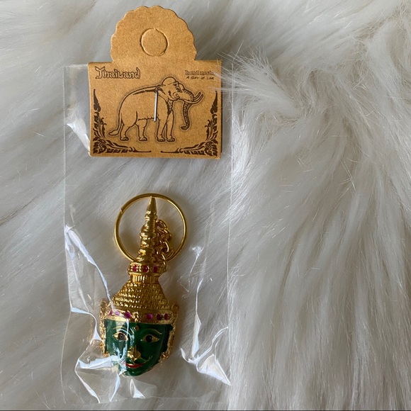 ‼️ Keychain - Picture 2 of 5